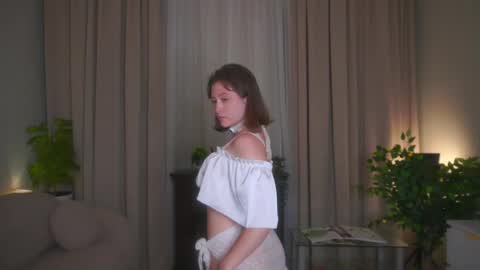 Nanami online show from June 14, 2026, 10:23 pm