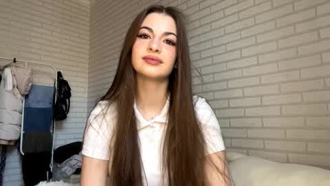 Anna online show from October 19, 2025, 10:27 am