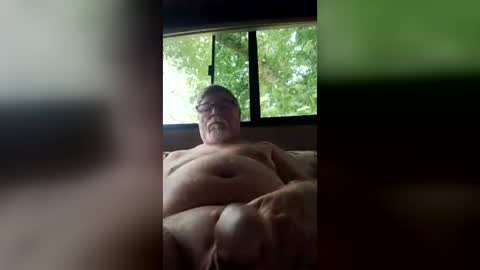 Snapshot of ri_tugger33 chatting on July 18, 2026, 2:21 pm ri_tugger33 online show from July 18, 2026, 2:21 pm