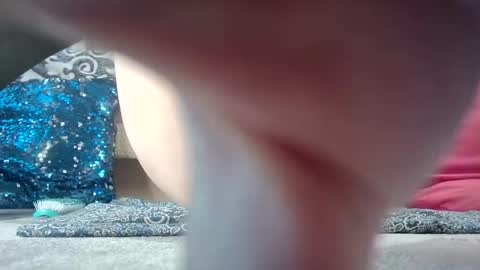 ria_32 online show from February 26, 2025, 8:15 am