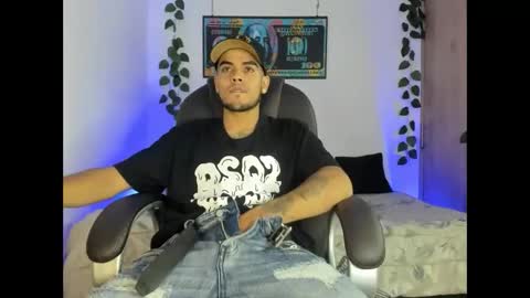 Snapshot of riancum chatting on February 24, 2025, 2:40 am juan online show from February 24, 2025, 2:40 am