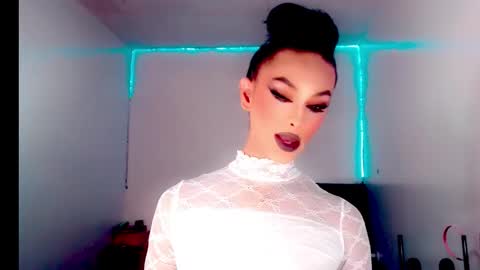 Rianna Garcia online show from December 21, 2025, 4:08 am