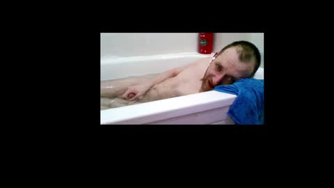 Snapshot of ricciardio chatting on April 12, 2026, 12:04 am ricciardio online show from April 12, 2026, 12:04 am