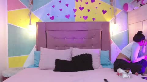 Snapshot of rich_de_la_rosa chatting on March 6, 2025, 3:35 am rich and kitty online show from March 6, 2025, 3:35 am