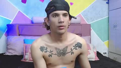 Snapshot of rich_de_la_rosa chatting on September 29, 2025, 3:33 am rich and kitty online show from September 29, 2025, 3:33 am