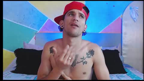 Snapshot of rich_de_la_rosa chatting on February 3, 2026, 11:10 pm rich and kitty online show from February 3, 2026, 11:10 pm