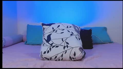Snapshot of rich_de_la_rosa chatting on April 10, 2026, 10:47 pm rich and kitty online show from April 10, 2026, 10:47 pm
