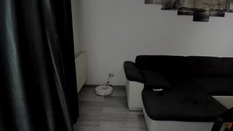 RichardDarell online show from October 6, 2025, 4:43 am