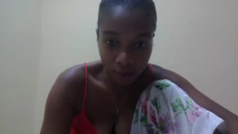 Snapshot of richella34 chatting on June 3, 2026, 6:27 am richella34 online show from June 3, 2026, 6:27 am