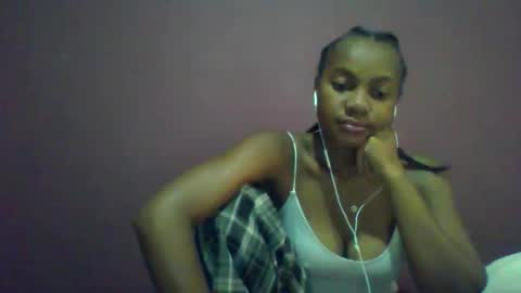Snapshot of ricie001 chatting on February 12, 2026, 6:41 am ricie001 online show from February 12, 2026, 6:41 am