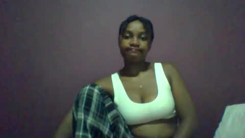 Snapshot of ricie001 chatting on February 12, 2026, 6:58 pm ricie001 online show from February 12, 2026, 6:58 pm