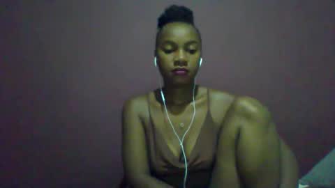 Snapshot of ricie001 chatting on February 19, 2026, 2:29 am ricie001 online show from February 19, 2026, 2:29 am