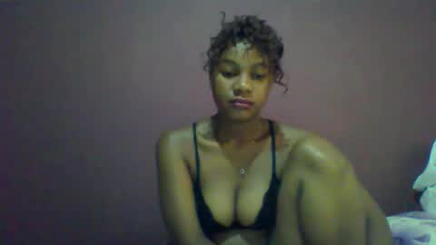 ricie001 online show from April 25, 2026, 12:08 pm