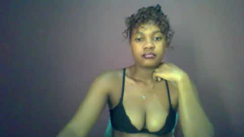 ricie001 online show from May 13, 2026, 12:35 pm