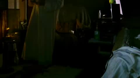 PINK HOLE TWINK online show from December 18, 2025, 1:33 am