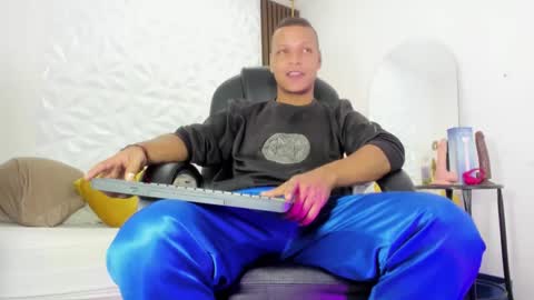 Ricky  online show from September 25, 2025, 2:43 pm