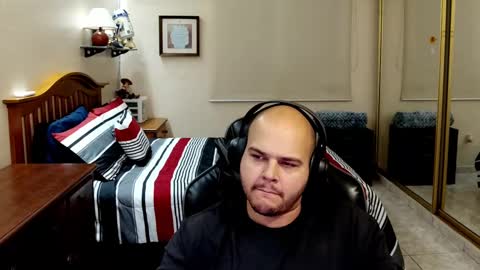 Snapshot of rickyj1012 chatting on December 5, 2024, 12:41 am Ricky online show from December 5, 2024, 12:41 am