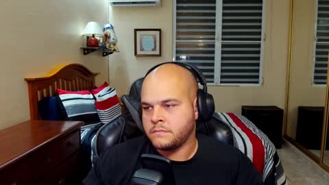 Snapshot of rickyj1012 chatting on December 21, 2024, 12:09 am Ricky online show from December 21, 2024, 12:09 am