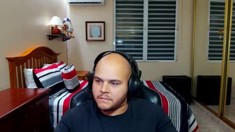 Snapshot of rickyj1012 chatting on December 21, 2024, 10:51 pm Ricky online show from December 21, 2024, 10:51 pm