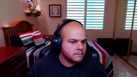 Snapshot of rickyj1012 chatting on March 4, 2025, 9:22 pm Ricky online show from March 4, 2025, 9:22 pm