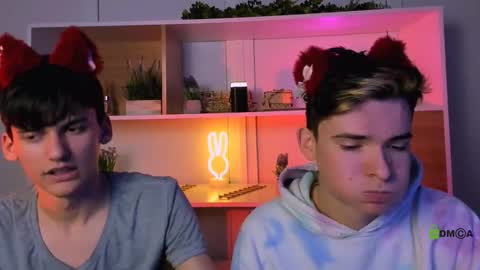 Rico online show from November 19, 2025, 7:36 pm