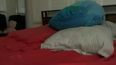 rider853 online show from December 22, 2025, 2:52 am