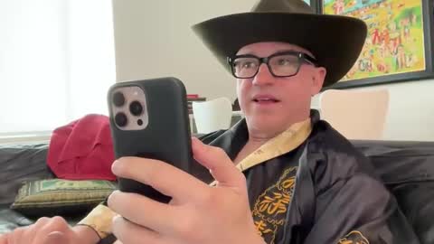 Snapshot of ridingtime25 chatting on November 1, 2025, 8:33 pm ridingtime25 online show from November 1, 2025, 8:33 pm