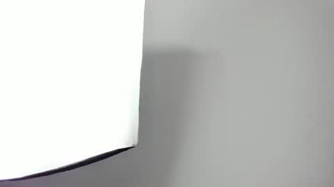 Rihanna hotx online show from February 26, 2026, 5:50 am