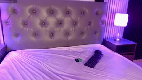 Snapshot of rihonna_hs8 chatting on November 22, 2025, 3:33 pm RIHONNA online show from November 22, 2025, 3:33 pm