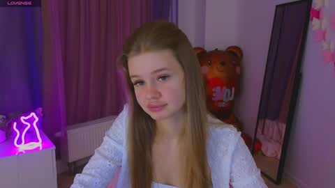 Rina online show from April 2, 2026, 8:50 pm