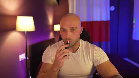 rikadler online show from March 22, 2026, 12:52 pm