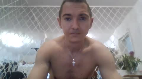 rikychelu90 online show from May 13, 2026, 1:52 pm