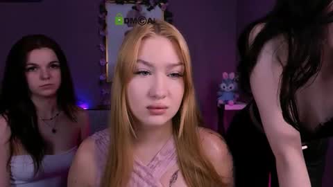 Snapshot of riley_sanders chatting on February 8, 2026, 8:23 pm Meow online show from February 8, 2026, 8:23 pm