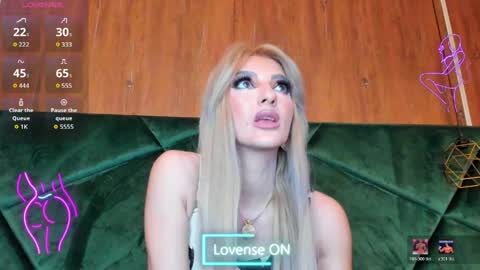 Snapshot of rileylannax chatting on May 19, 2026, 3:02 am rileylannax online show from May 19, 2026, 3:02 am