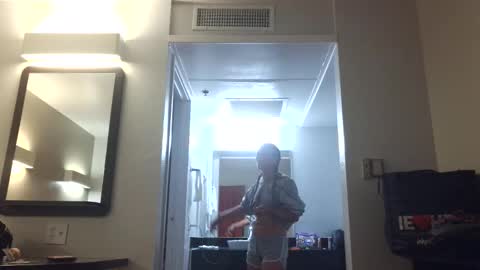 rileyraerhoads online show from October 29, 2025, 1:13 pm