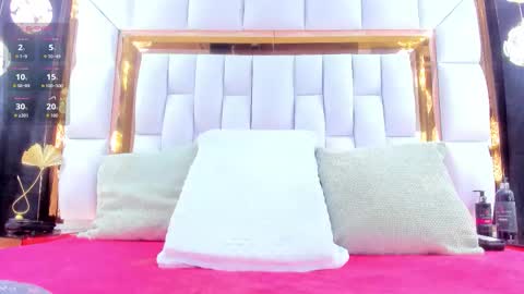 Riley online show from November 15, 2025, 11:40 am