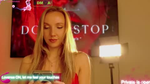 Rina Asty online show from December 15, 2025, 8:13 pm