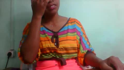 rinah856024 online show from November 16, 2025, 6:19 am