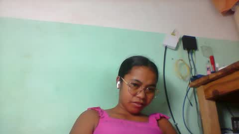Snapshot of rinah856024 chatting on May 13, 2026, 6:49 pm rinah856024 online show from May 13, 2026, 6:49 pm