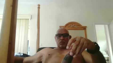 RioNel online show from December 15, 2025, 5:28 pm