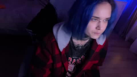   DianaBrite            fansl y online show from December 12, 2024, 2:33 pm