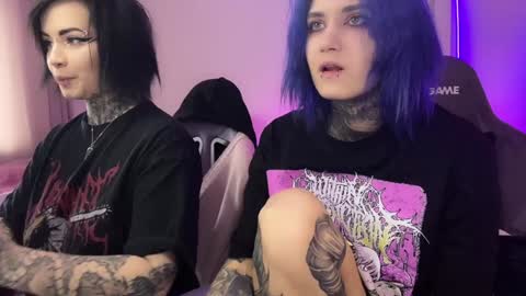   DianaBrite            fansl y online show from January 26, 2025, 11:17 am