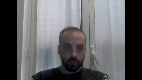 Snapshot of riri2121 chatting on September 15, 2025, 6:24 am riri2121 online show from September 15, 2025, 6:24 am