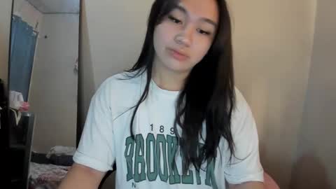 RIRI online show from April 5, 2026, 8:17 pm