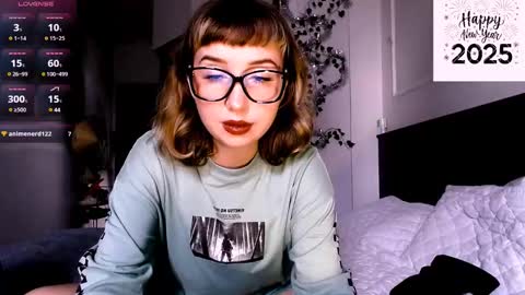 Snapshot of riri_rich chatting on January 2, 2025, 5:46 am Rita online show from January 2, 2025, 5:46 am