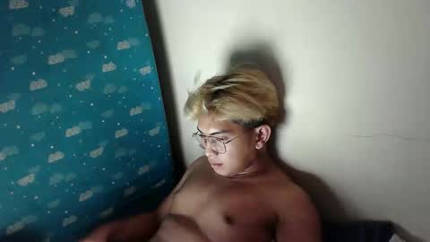 ririhoee online show from March 22, 2026, 8:56 pm