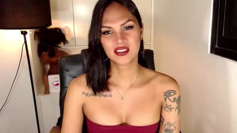 Snapshot of ririmoorets chatting on February 21, 2026, 9:43 am riri online show from February 21, 2026, 9:43 am