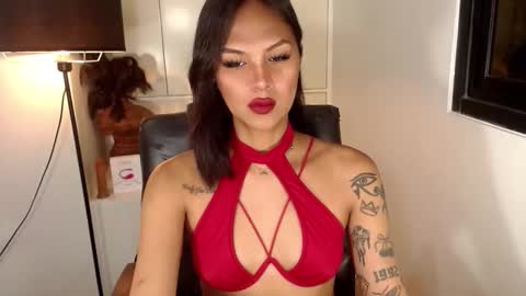 Snapshot of ririmoorets chatting on February 24, 2026, 9:40 am riri online show from February 24, 2026, 9:40 am