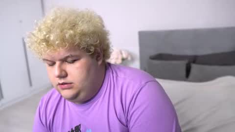 riven_miller online show from September 13, 2025, 9:14 pm