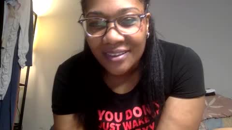 Snapshot of riversaint chatting on December 11, 2024, 6:20 pm River Saint online show from December 11, 2024, 6:20 pm